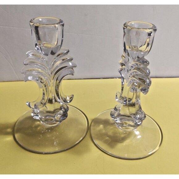 Vintage New Martinsville Glass Janice Shape Candlesticks Set of 2 - Picture 2 of 10